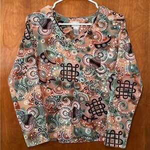 Chico’s Cotton Long sleeve V-Neck Top Size 1M Boho Geometric Mandala Print Green
